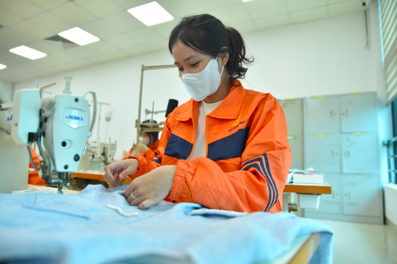 Hai 'đòn bẩy' giúp dệt may tăng trưởng hai con số