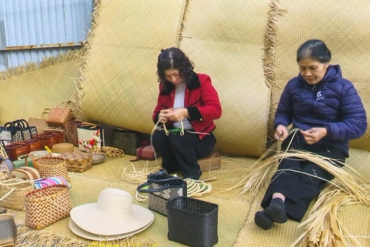 Làng nghề Hà Nội: Tiềm năng lớn, thách thức nhiều