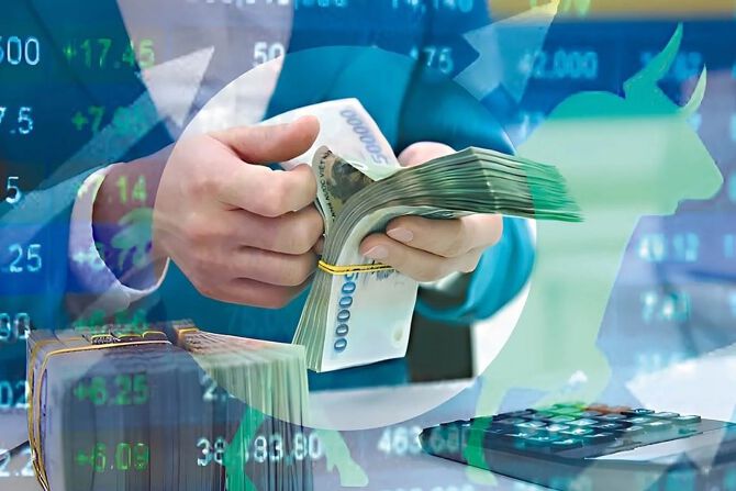 Cổ đông đón tin vui: 32 doanh nghiệp chốt quyền chia cổ tức, mức cao nhất 50%