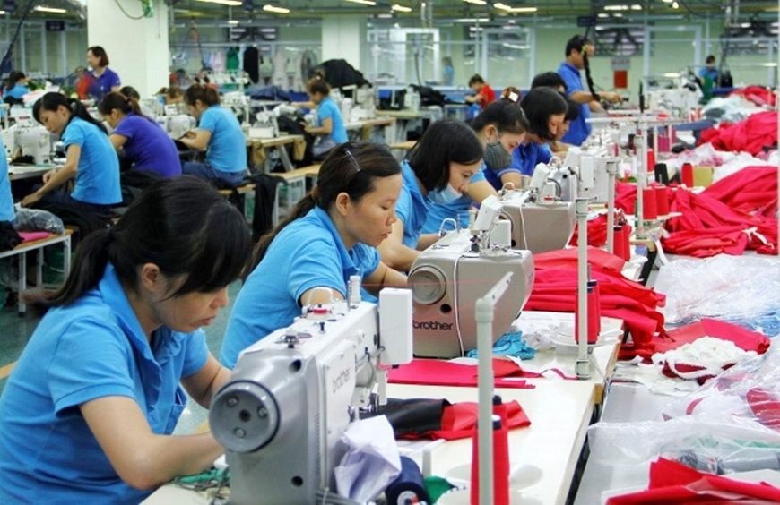 Bộ Tài chính đồng loạt giảm chi phí, tiếp sức doanh nghiệp tăng trưởng