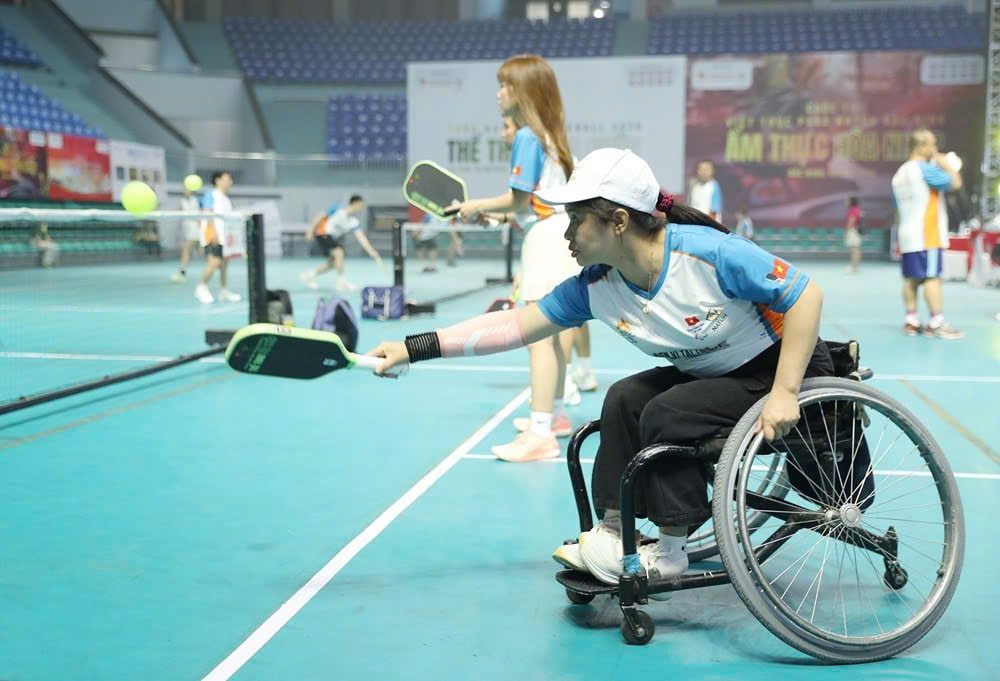 Từ sân chơi thể thao đến tuyên ngôn về phẩm giá con người